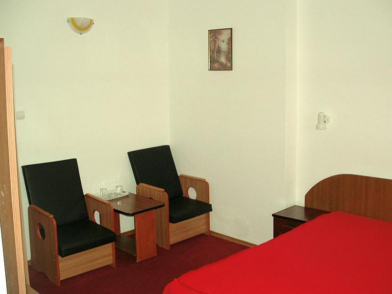 Hotel Uranus Бухарест Номер фото